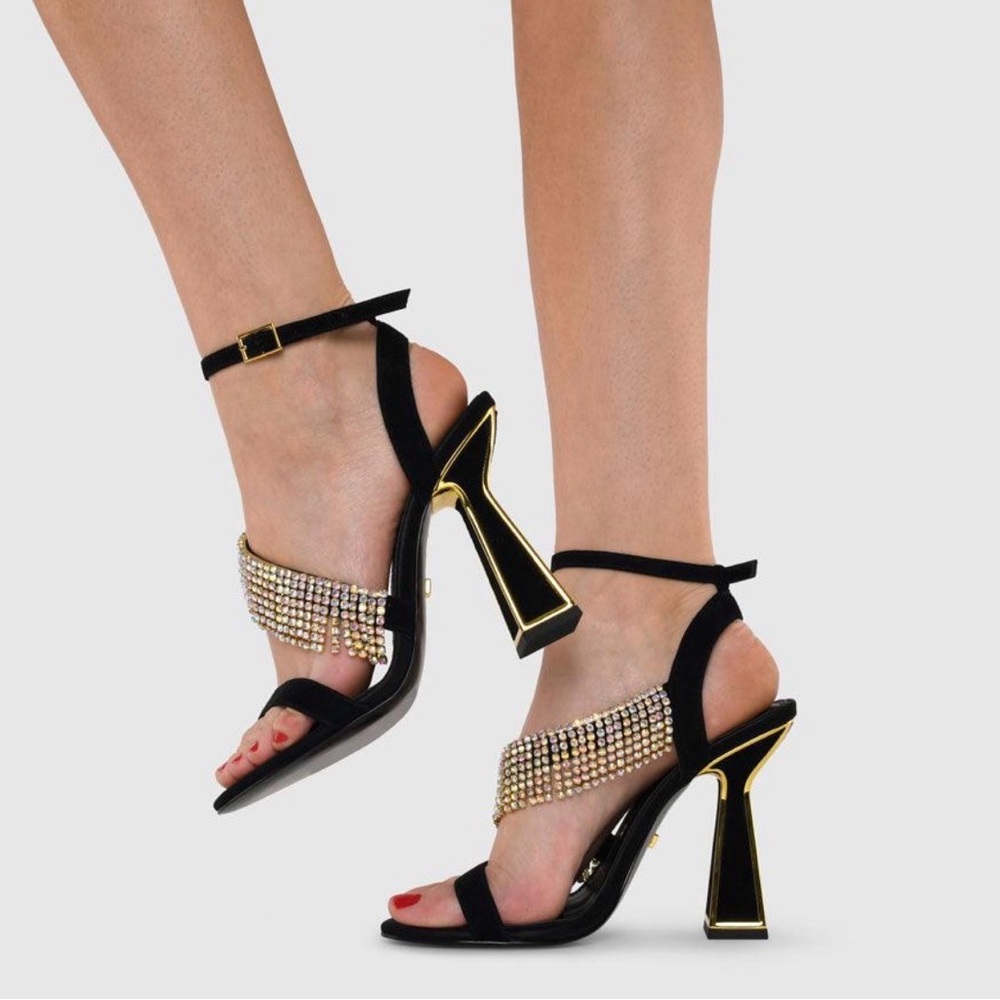 Glamorous Black and Gold Women's Heels - Picture 2 of 9